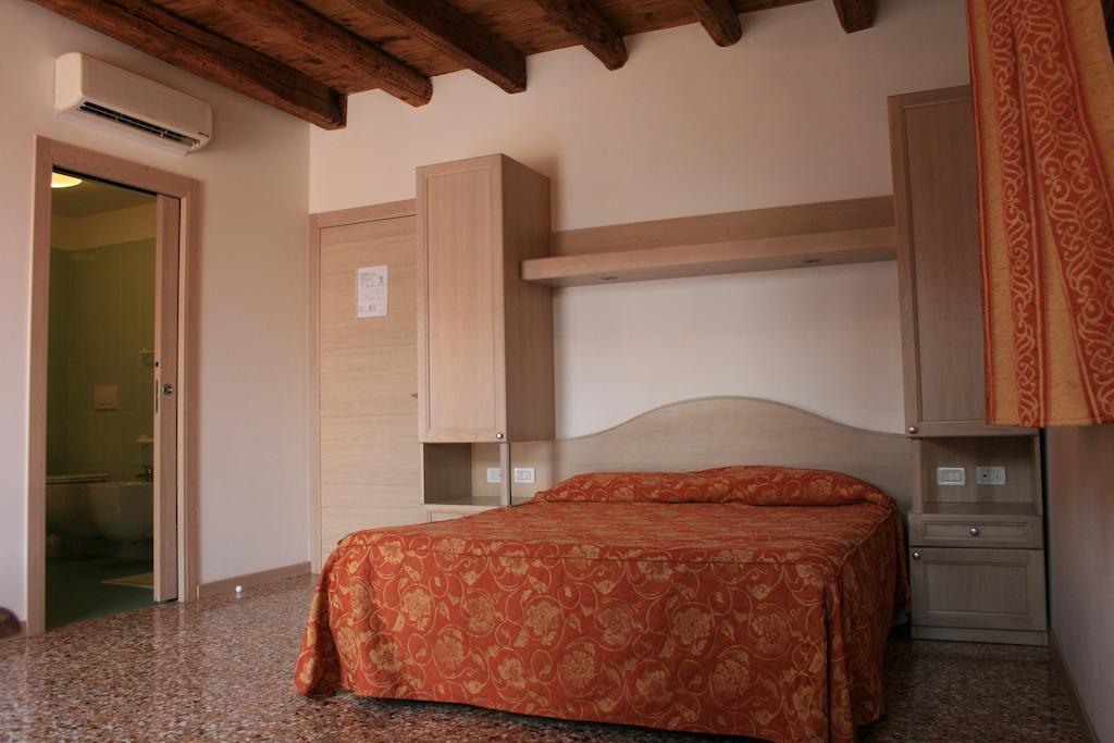 La Meridiana Crocetta del Montello Room photo